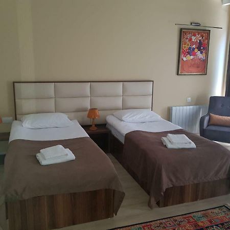 Apart Hotel Avlabari Yard Tiflis Exterior foto