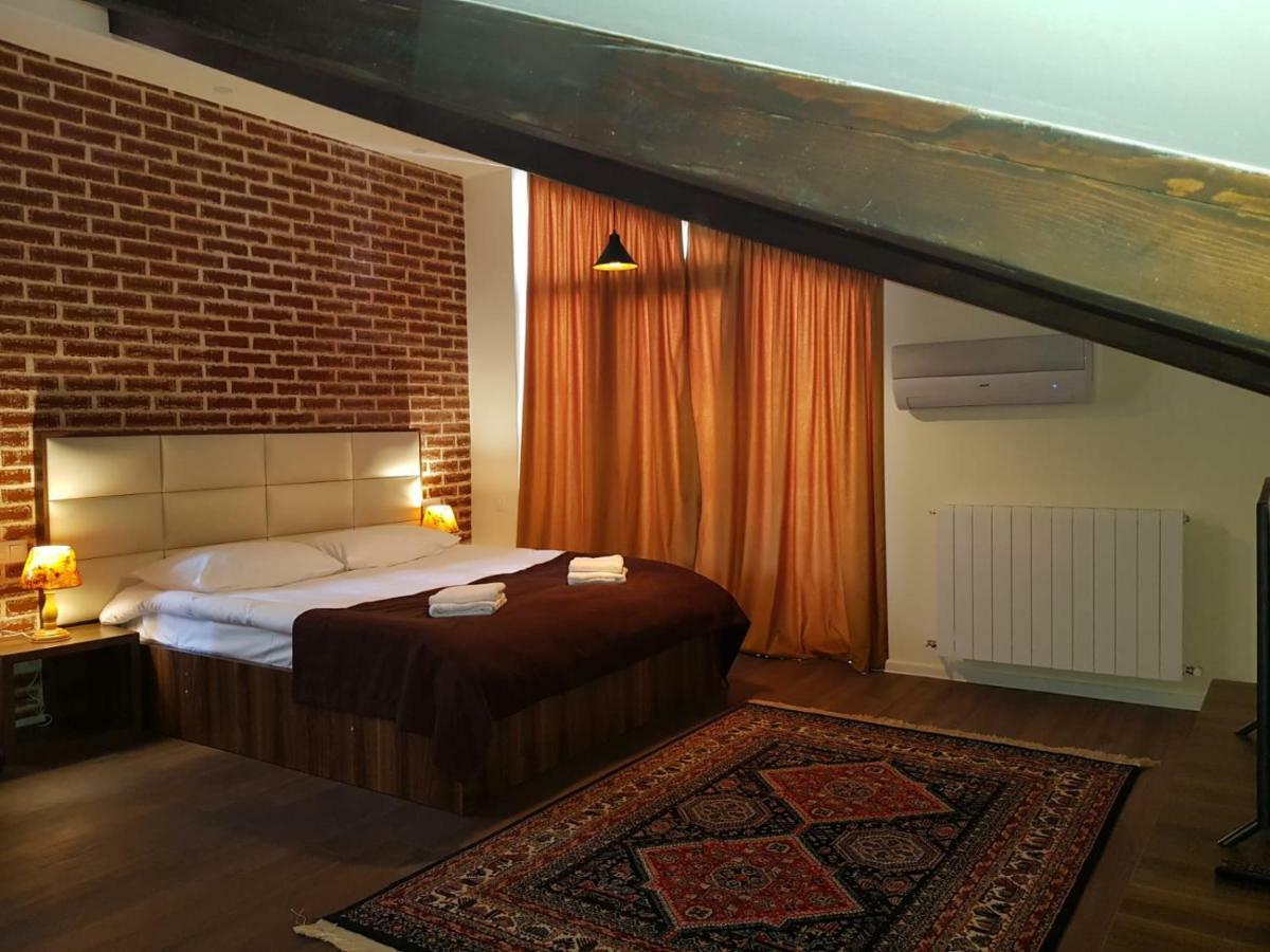 Apart Hotel Avlabari Yard Tiflis Exterior foto